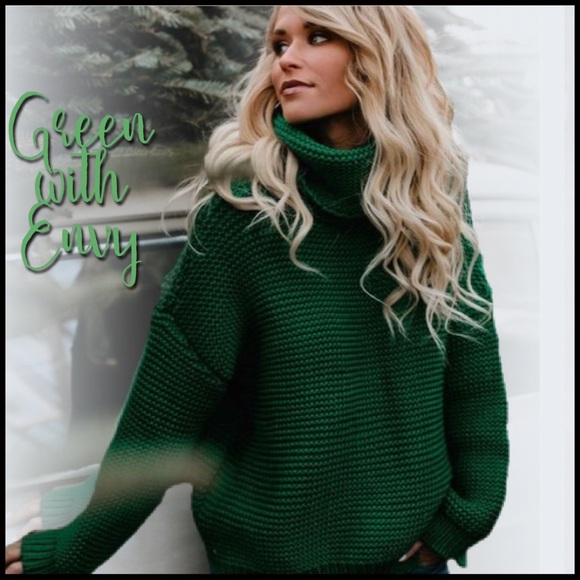 Chunky Knit Stweater - Picture 3 of 9